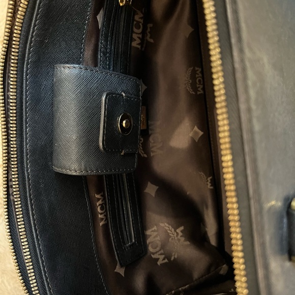 MCM Bag Large size Nice organization (Black) - Picture 6 of 12